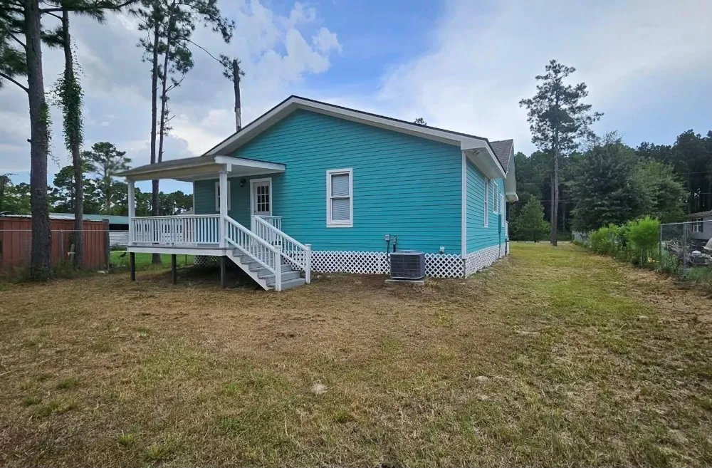 1342 County Road 5003 Cleveland, TX 77327