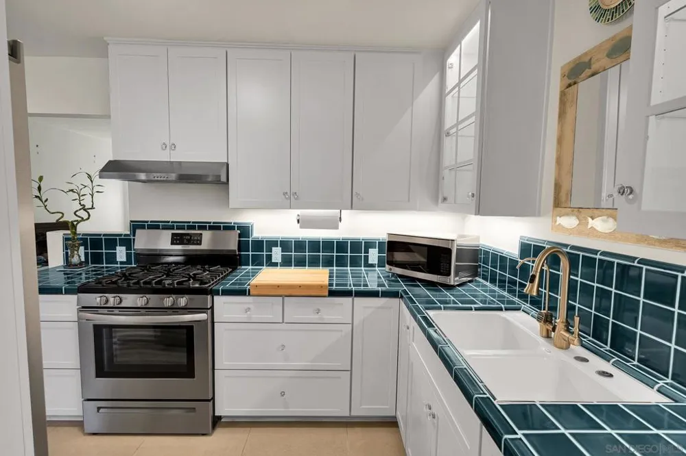 3762 Baker St San Diego, CA 92117