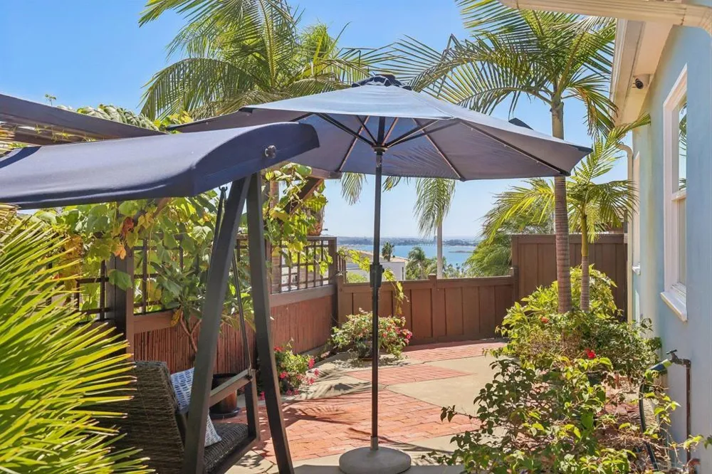 3762 Baker St San Diego, CA 92117