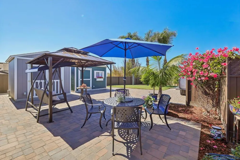 3762 Baker St San Diego, CA 92117