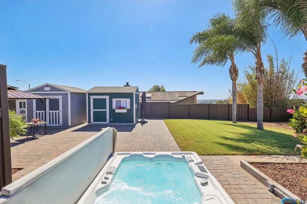 3762 Baker St San Diego, CA 92117