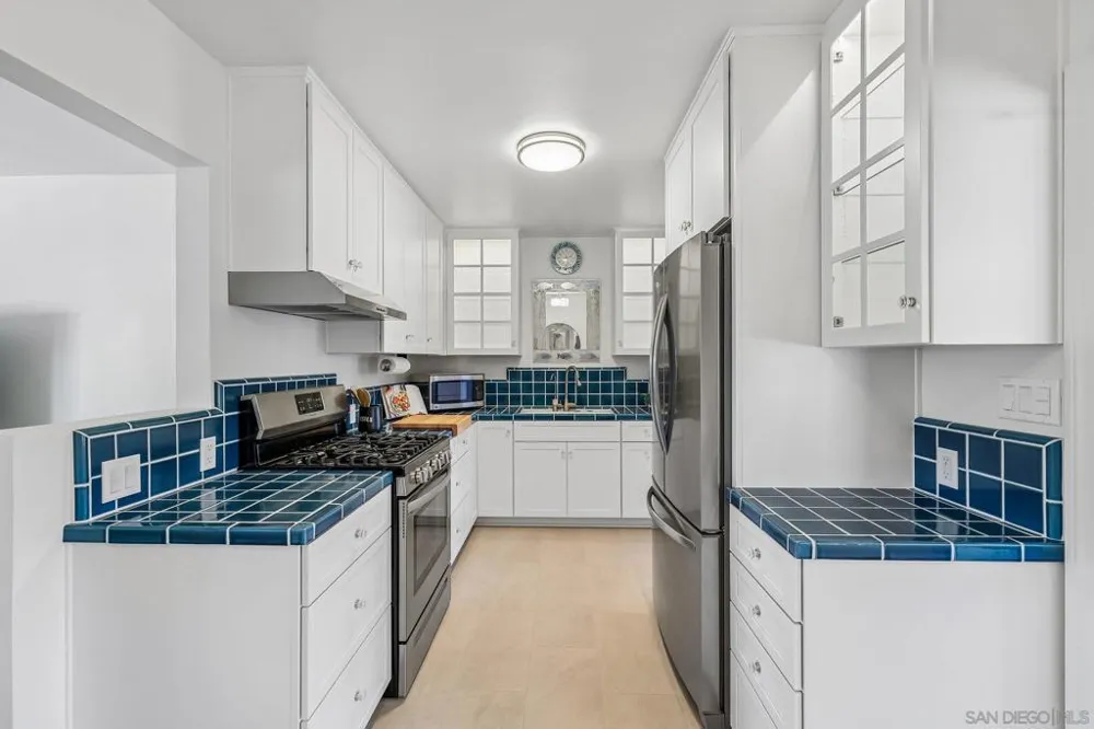 3762 Baker St San Diego, CA 92117