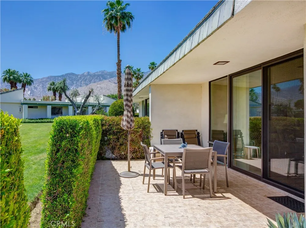 1911 Grand Bahama Drive E Palm Springs, CA 92264