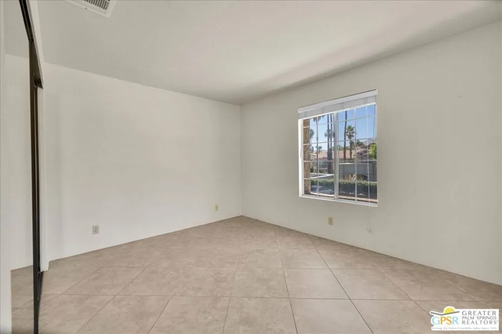 505 S Farrell Drive #G42 Palm Springs, CA 92264