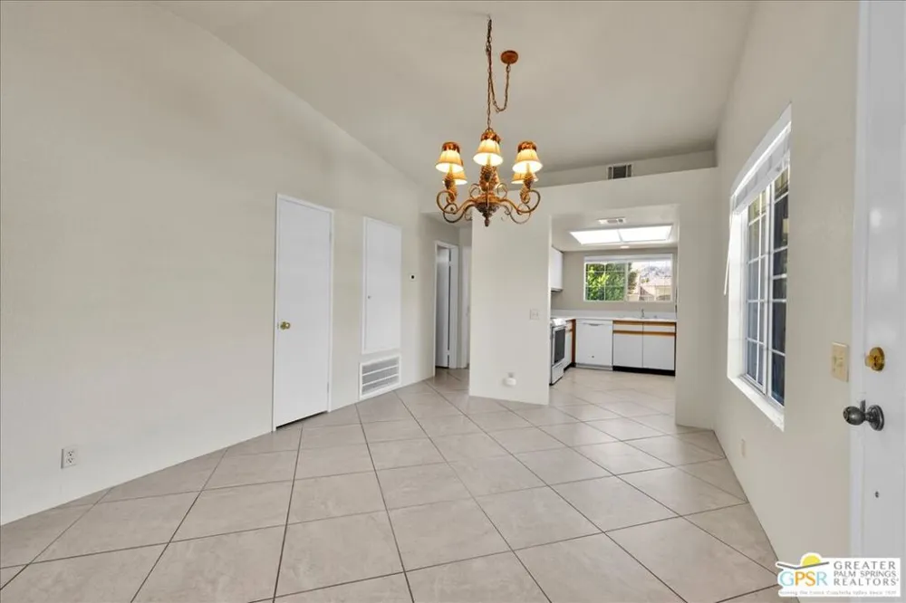 505 S Farrell Drive #G42 Palm Springs, CA 92264