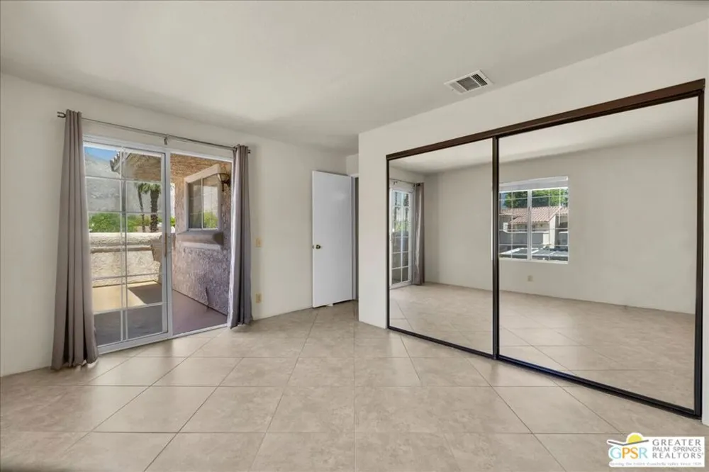 505 S Farrell Drive #G42 Palm Springs, CA 92264