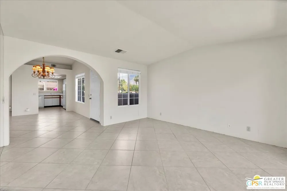 505 S Farrell Drive #G42 Palm Springs, CA 92264