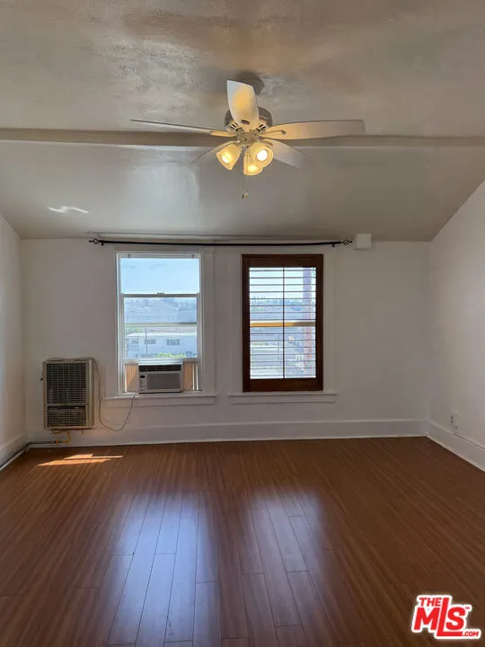 4125 S Figueroa Street #402 Los Angeles, CA 90037
