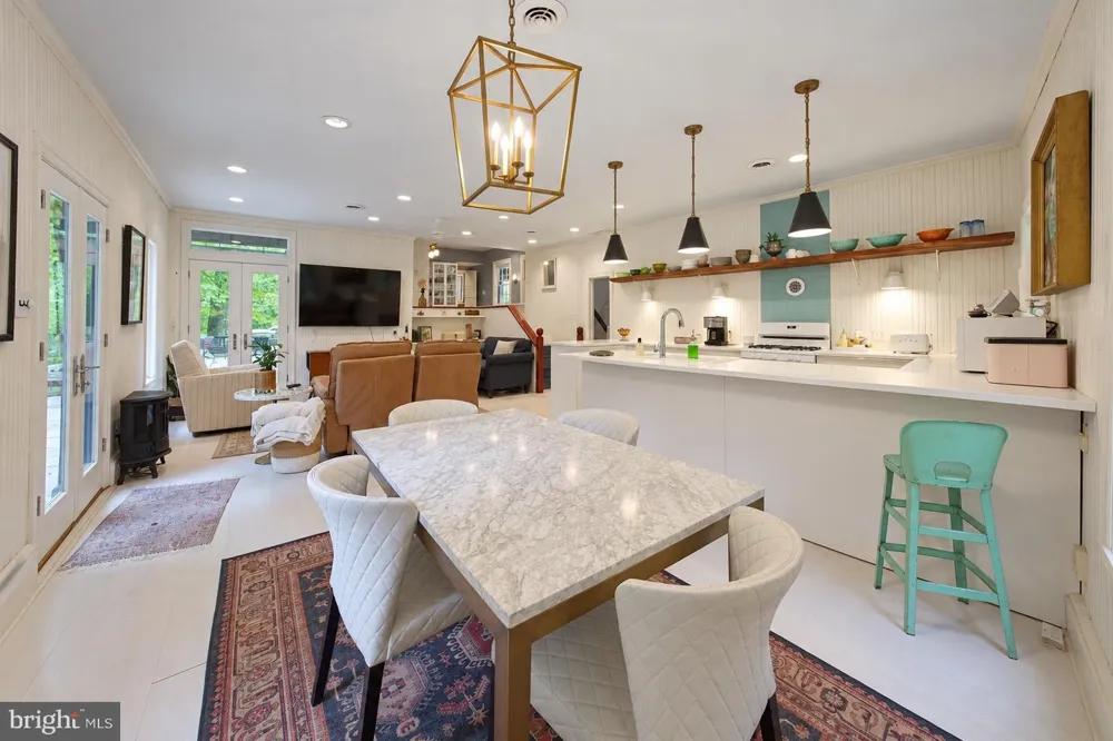 401 E CHERRY STREET Wenonah, NJ 08090