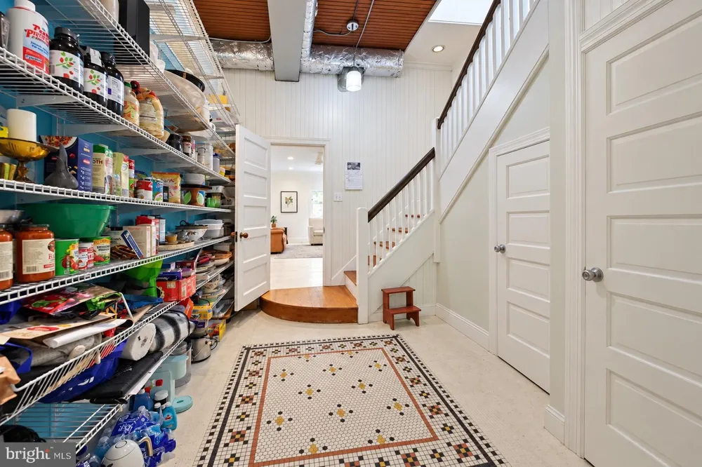 401 E CHERRY STREET Wenonah, NJ 08090