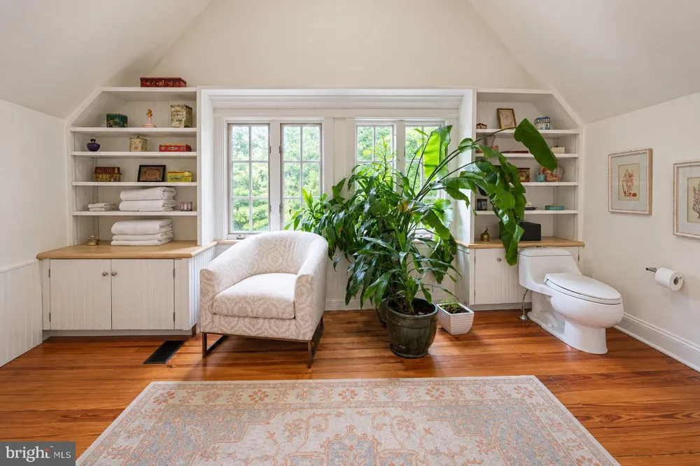 401 E CHERRY STREET Wenonah, NJ 08090