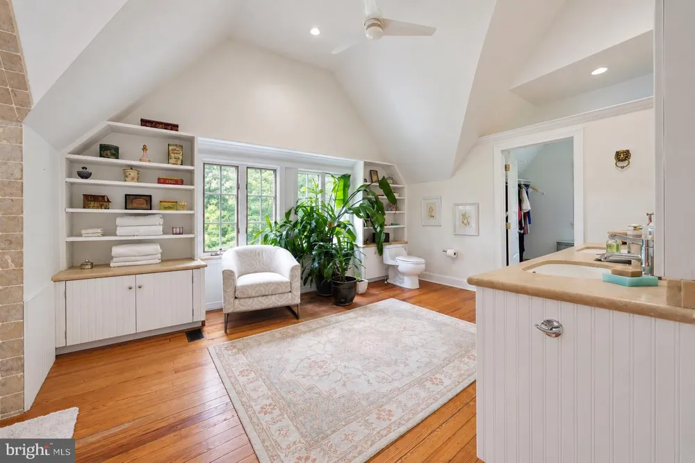 401 E CHERRY STREET Wenonah, NJ 08090