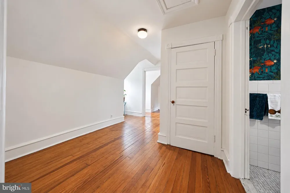 401 E CHERRY STREET Wenonah, NJ 08090