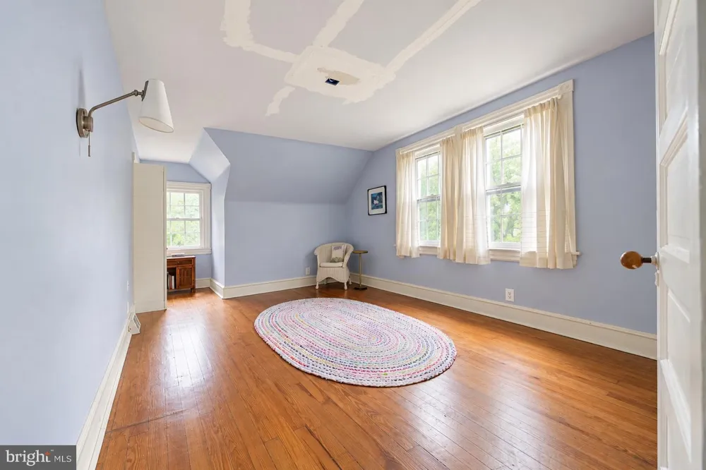 401 E CHERRY STREET Wenonah, NJ 08090