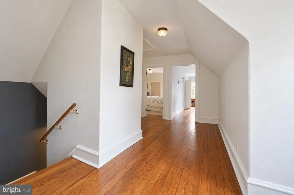 401 E CHERRY STREET Wenonah, NJ 08090