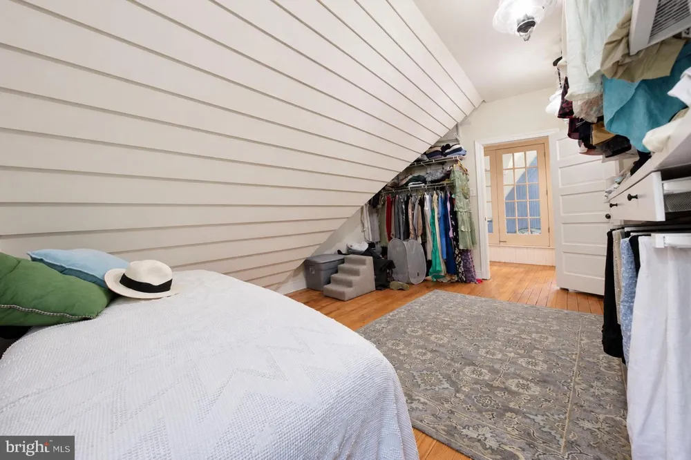 401 E CHERRY STREET Wenonah, NJ 08090