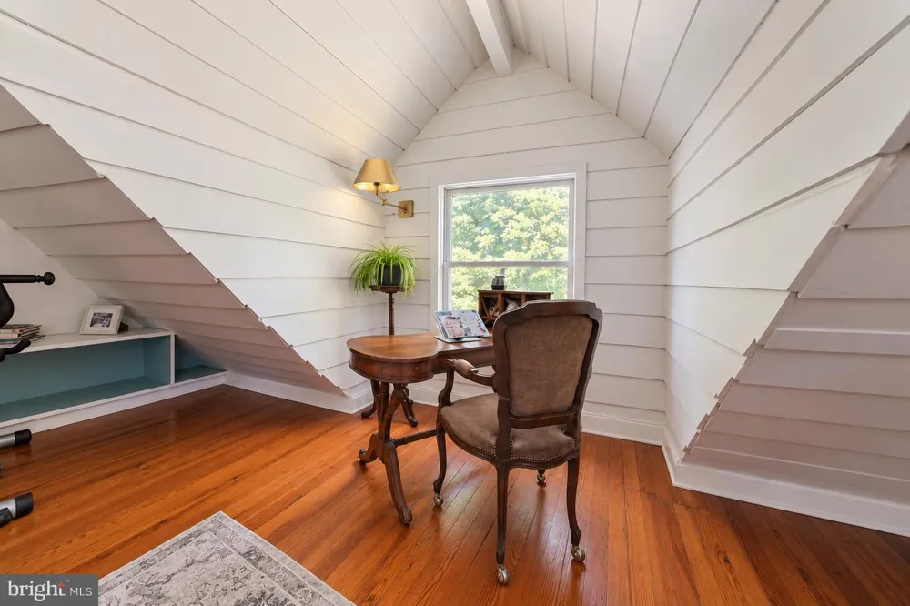 401 E CHERRY STREET Wenonah, NJ 08090
