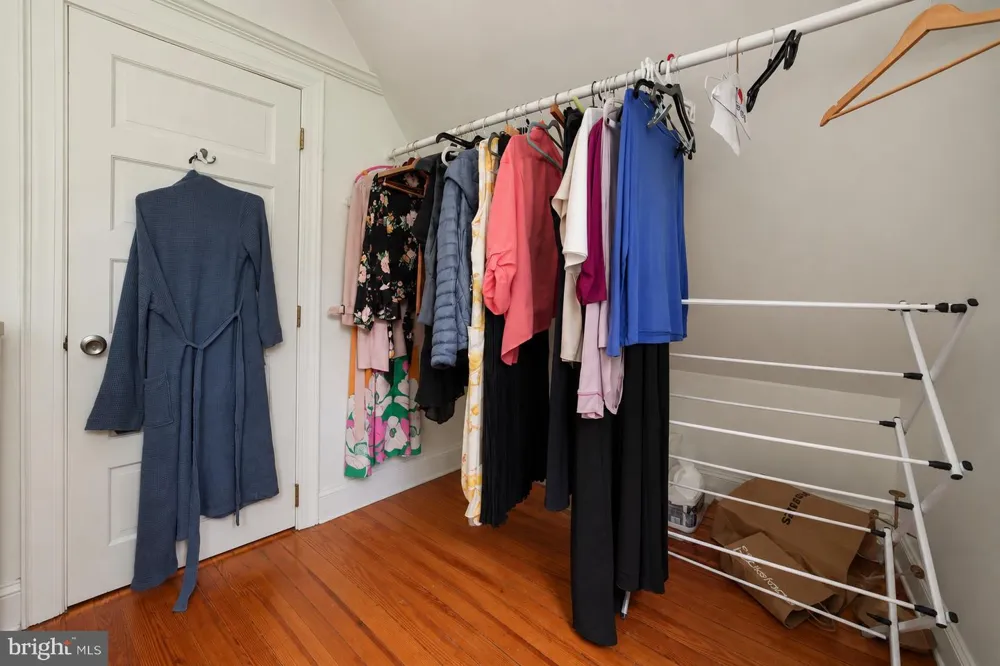 401 E CHERRY STREET Wenonah, NJ 08090