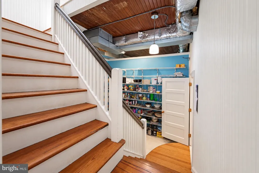 401 E CHERRY STREET Wenonah, NJ 08090