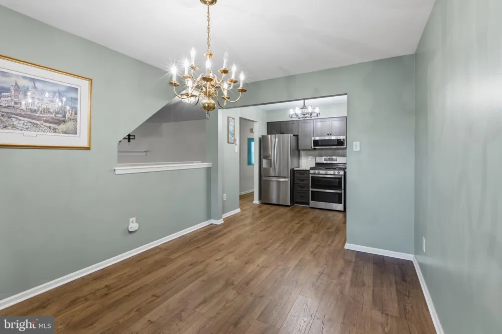 841 WESTFIELD DRIVE Cinnaminson, NJ 08077
