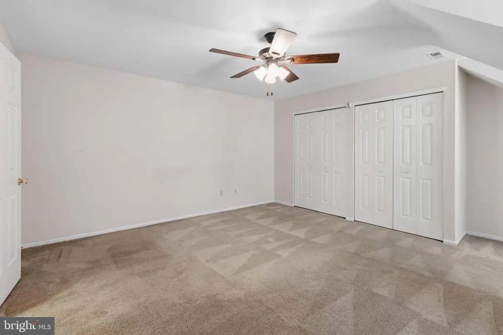 841 WESTFIELD DRIVE Cinnaminson, NJ 08077