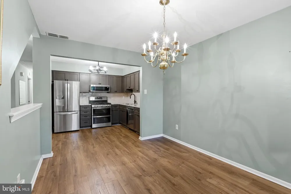 841 WESTFIELD DRIVE Cinnaminson, NJ 08077