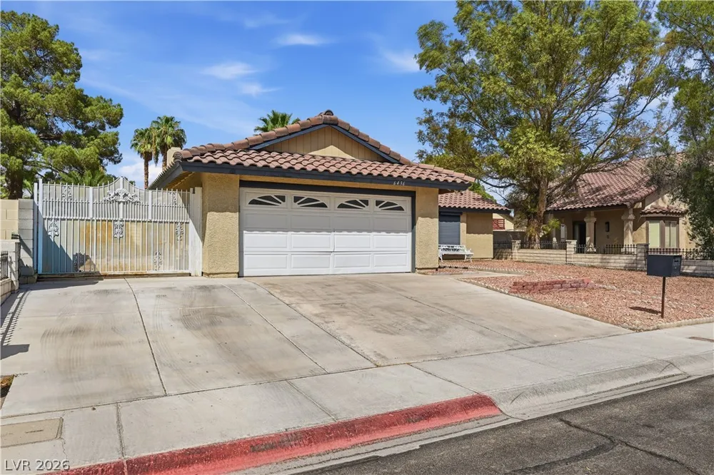 6436 Beechcrest Road Las Vegas, NV 89108