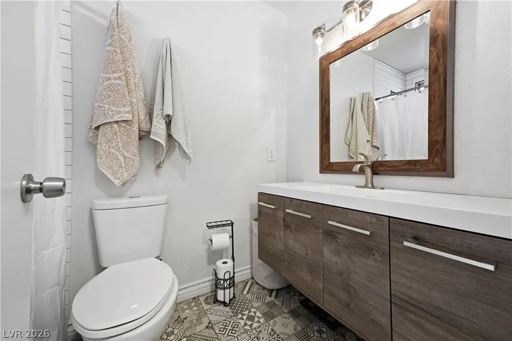 6436 Beechcrest Road Las Vegas, NV 89108