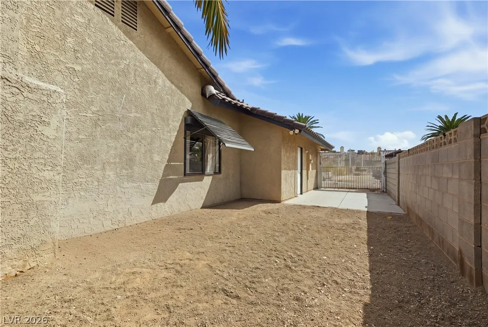6436 Beechcrest Road Las Vegas, NV 89108
