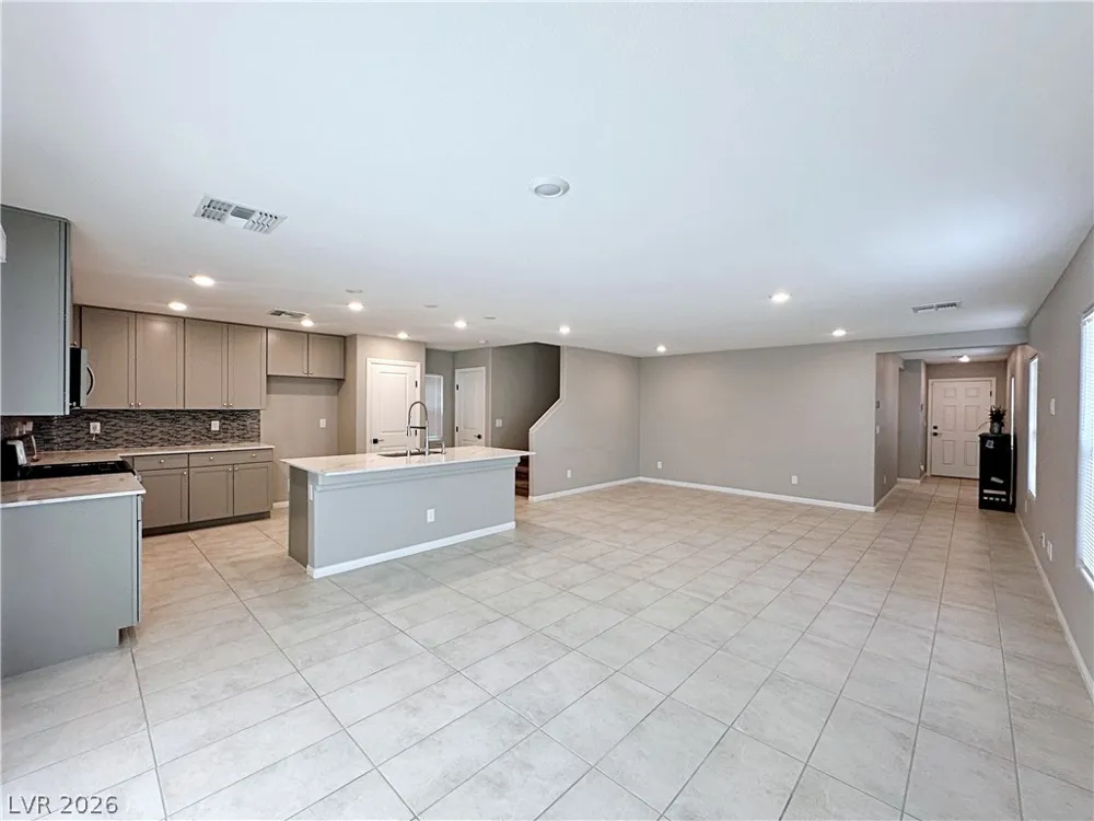 7003 Wildhorse Creek Street North Las Vegas, NV 89086