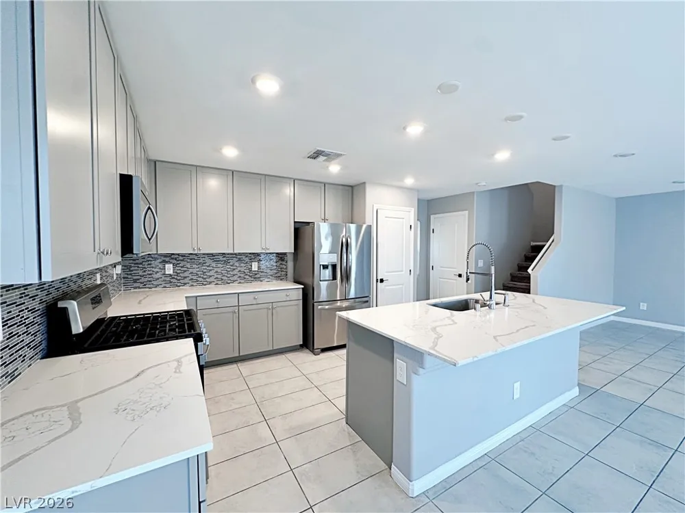 7003 Wildhorse Creek Street North Las Vegas, NV 89086