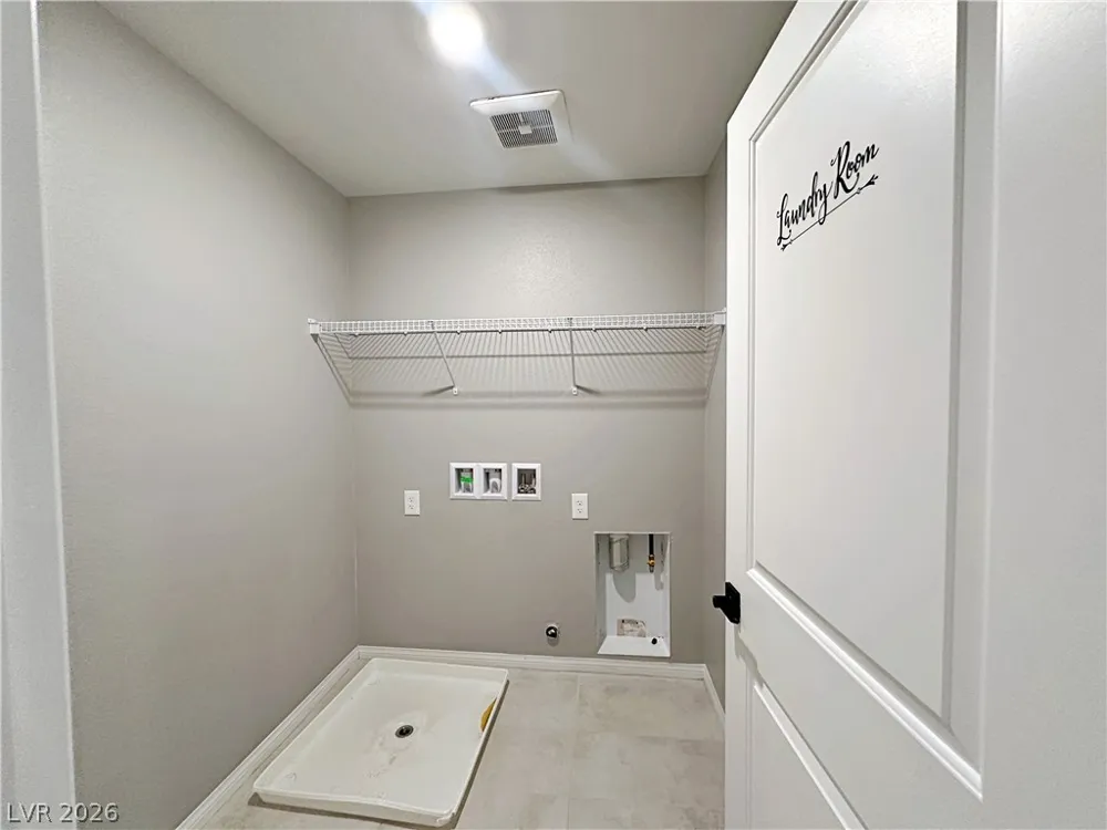 7003 Wildhorse Creek Street North Las Vegas, NV 89086