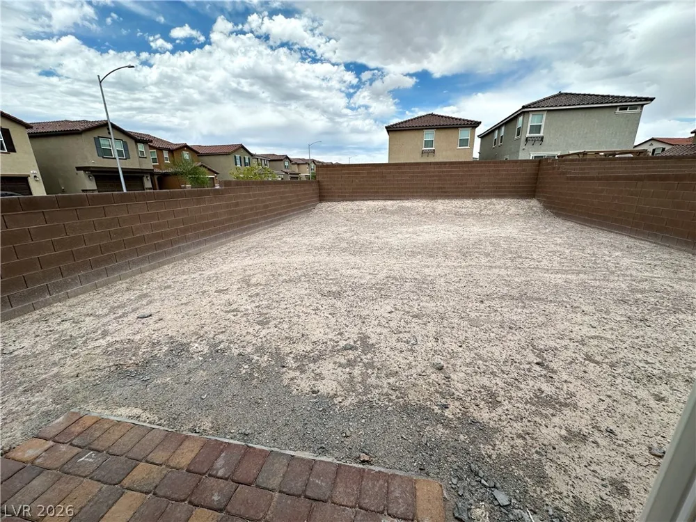 7003 Wildhorse Creek Street North Las Vegas, NV 89086
