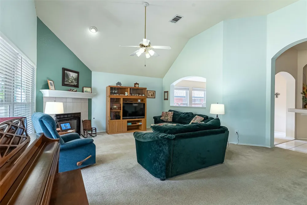 1106 Willow Creek Drive Leander, TX 78641