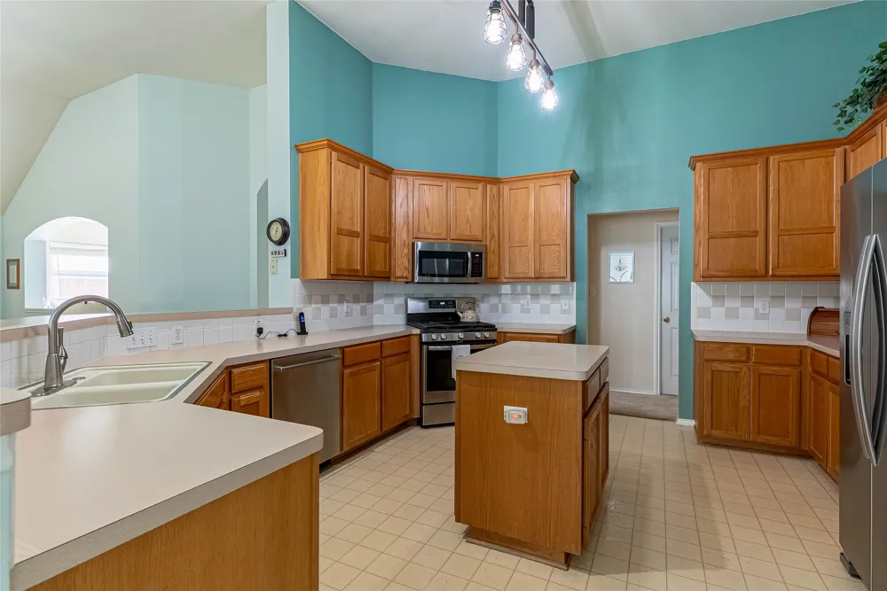 1106 Willow Creek Drive Leander, TX 78641