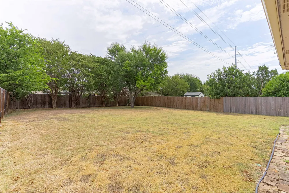 1106 Willow Creek Drive Leander, TX 78641