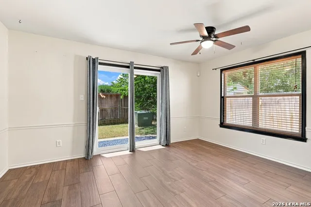 11930 BARKSTON DR San Antonio, TX 78253
