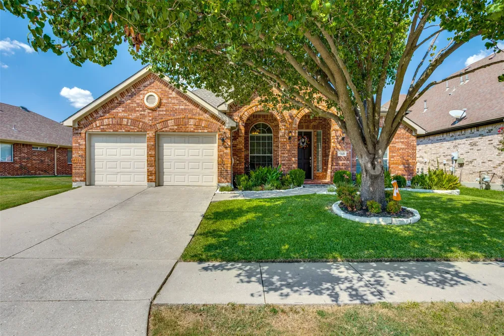 6119 Laurel Crest Lane Sachse, TX 75048