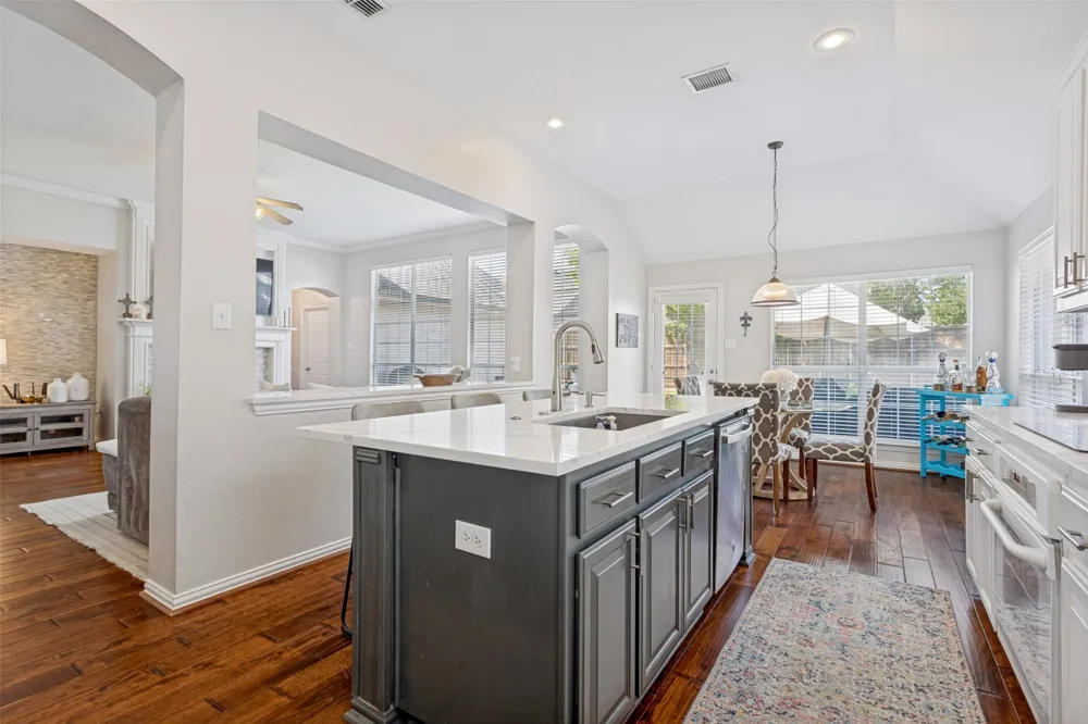 6119 Laurel Crest Lane Sachse, TX 75048