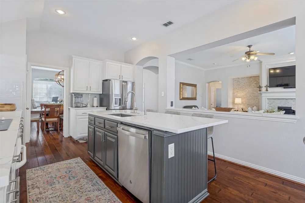 6119 Laurel Crest Lane Sachse, TX 75048