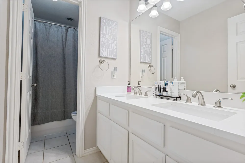6119 Laurel Crest Lane Sachse, TX 75048