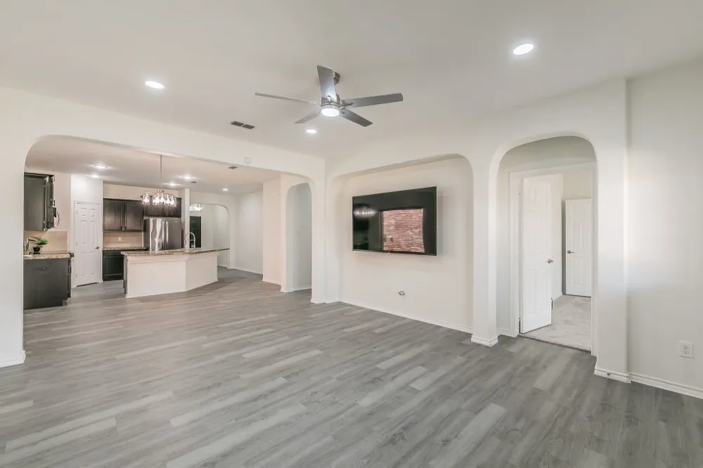 2840 Candace Drive Grand Prairie, TX 75051