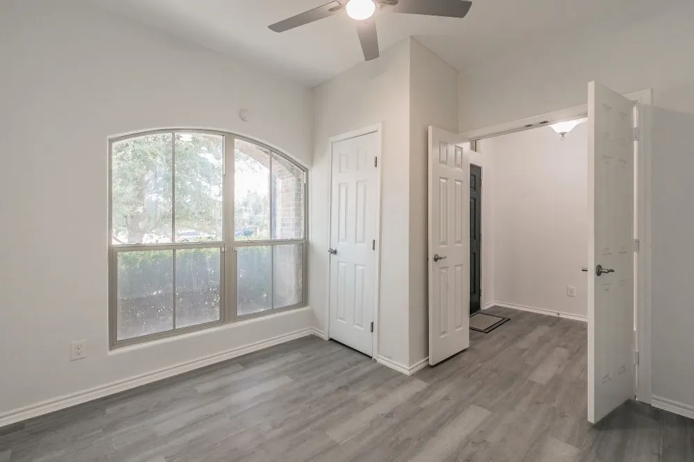 2840 Candace Drive Grand Prairie, TX 75051