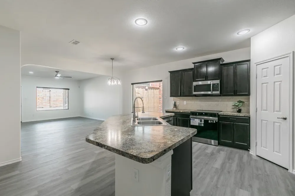 2840 Candace Drive Grand Prairie, TX 75051
