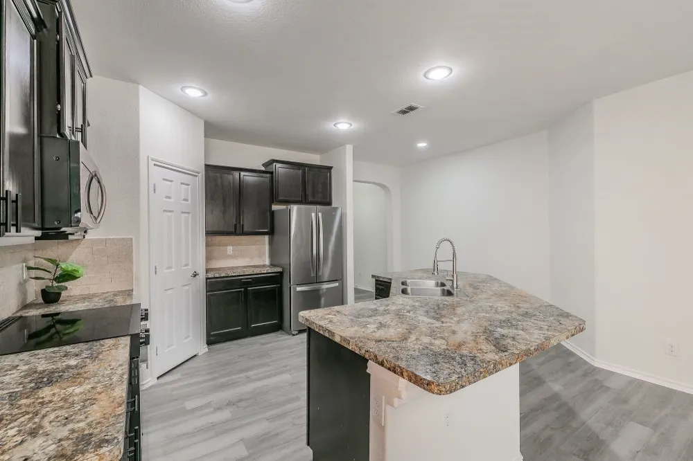 2840 Candace Drive Grand Prairie, TX 75051