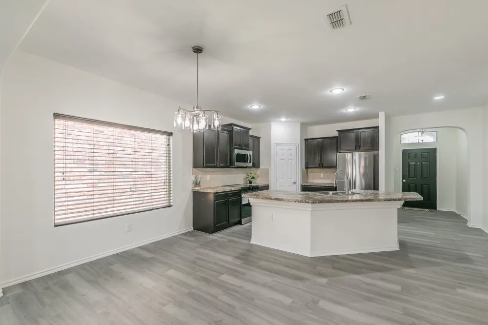 2840 Candace Drive Grand Prairie, TX 75051