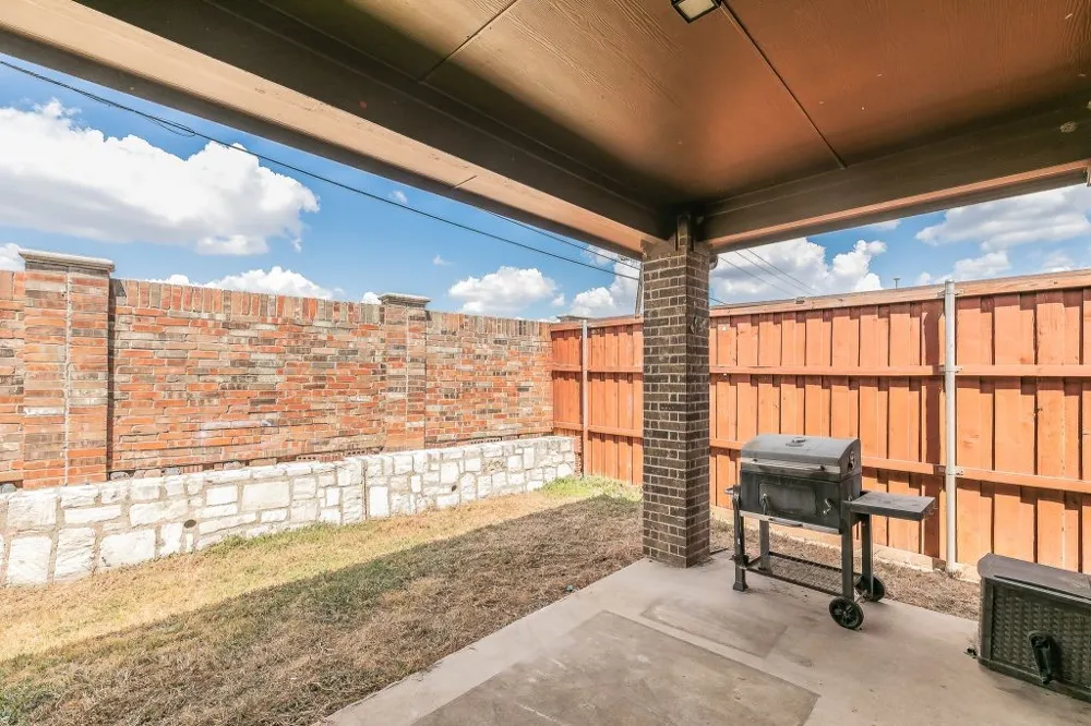 2840 Candace Drive Grand Prairie, TX 75051