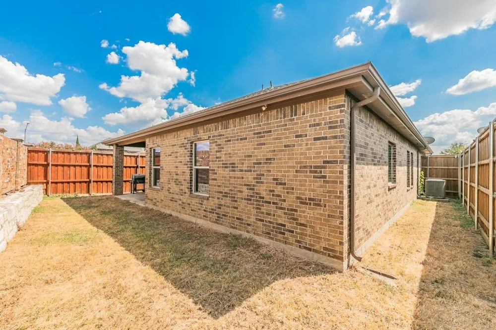 2840 Candace Drive Grand Prairie, TX 75051