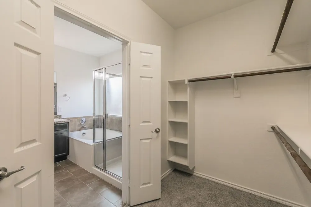 2840 Candace Drive Grand Prairie, TX 75051