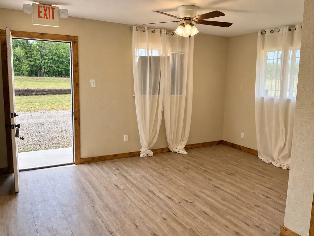 530 E US Highway 69 Denison, TX 75021